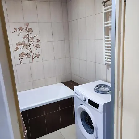 Apartamento Na Wyszynskiego - Mieszkanie W Centrum Myszkowa Dla Firm I Nie Tylko