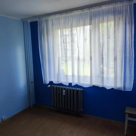 3 pokoje Myszków - Przestronne mieszkanie w centrum Myszkowa dla firm i nie tylko Apartament