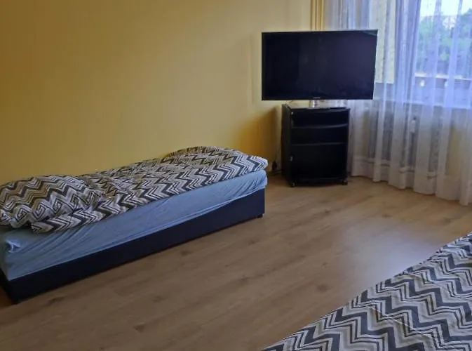 3 - Przestronne Mieszkanie W Centrum Myszkowa Dla Firm I Nie Tylko *