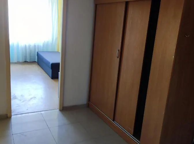 דירה 3 - Przestronne Mieszkanie W Centrum Myszkowa Dla Firm I Nie Tylko