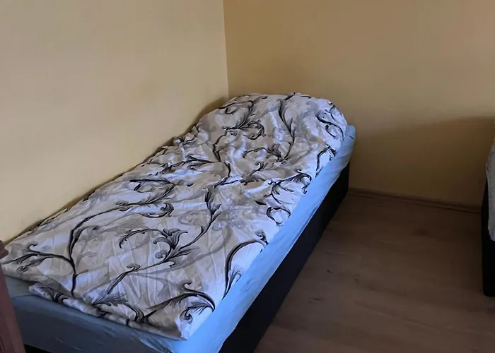 דירה 3 - Przestronne Mieszkanie W Centrum Myszkowa Dla Firm I Nie Tylko